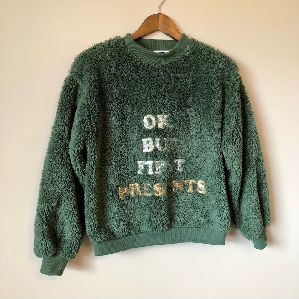 ✨$8 CLEAR-OUT✨ Bluenotes Sherpa Christmas Holiday Ok But First Presents Sweater